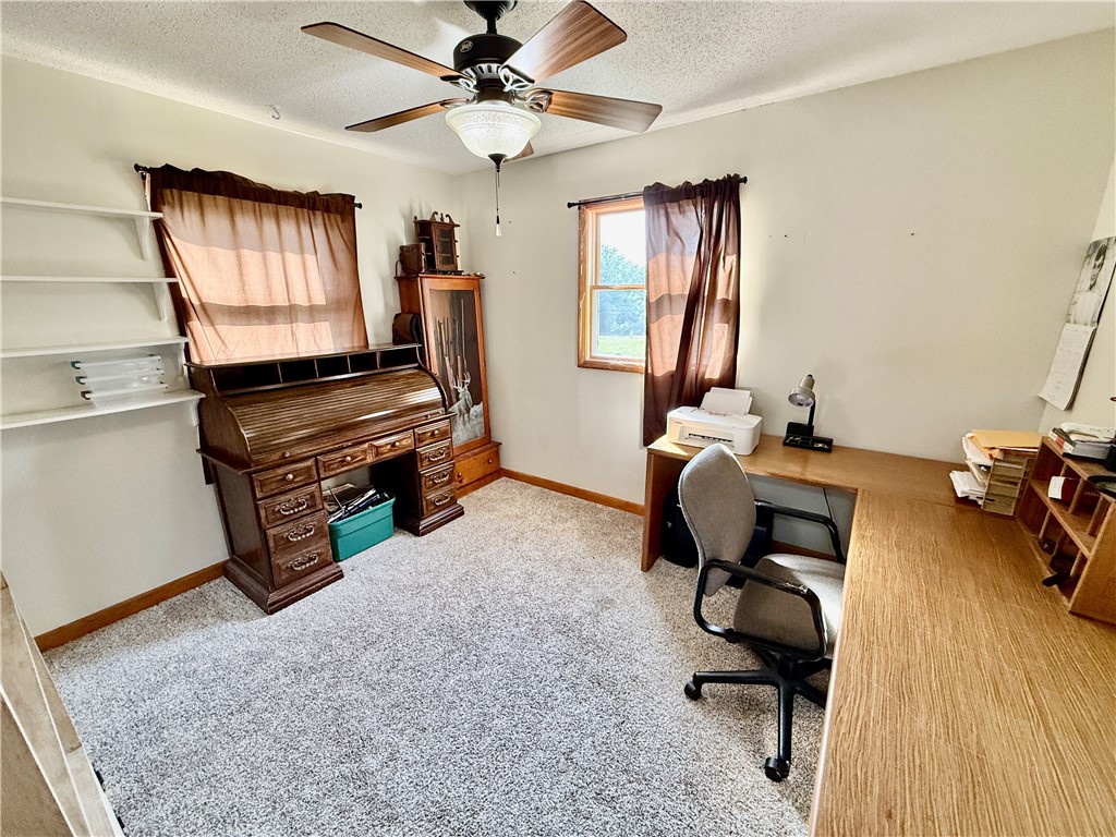 868 N Haynes Drive Property Photo 11