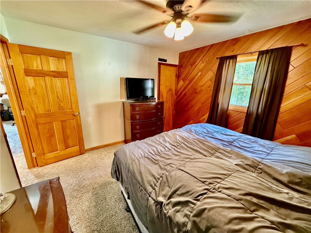 868 N Haynes Drive Property Photo 15