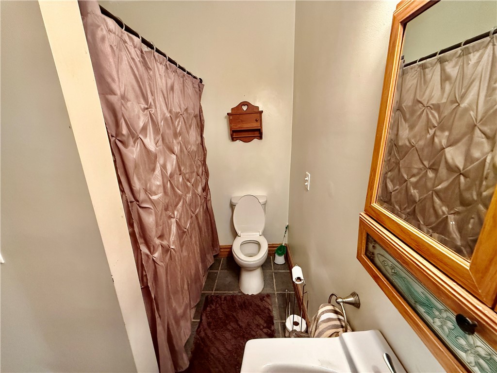 868 N Haynes Drive Property Photo 17