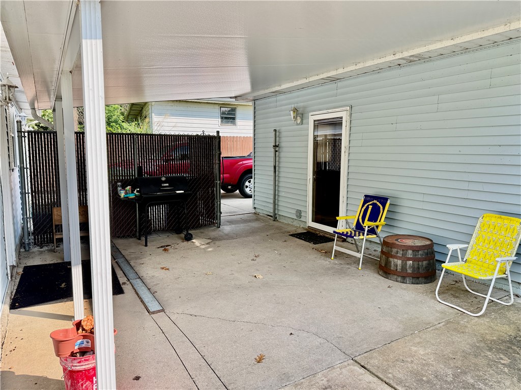 868 N Haynes Drive Property Photo 26