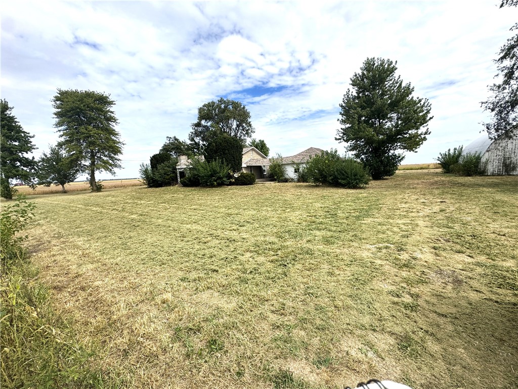 1438 N 2200 East Road Property Photo 11