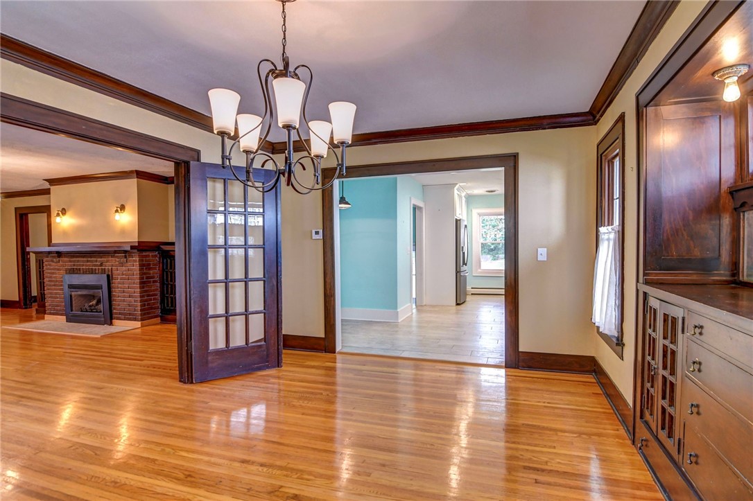 155 N Woodlawn Avenue Property Photo 14