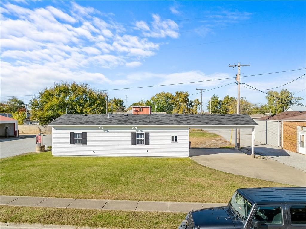 10 W Alabama Avenue Property Photo 1
