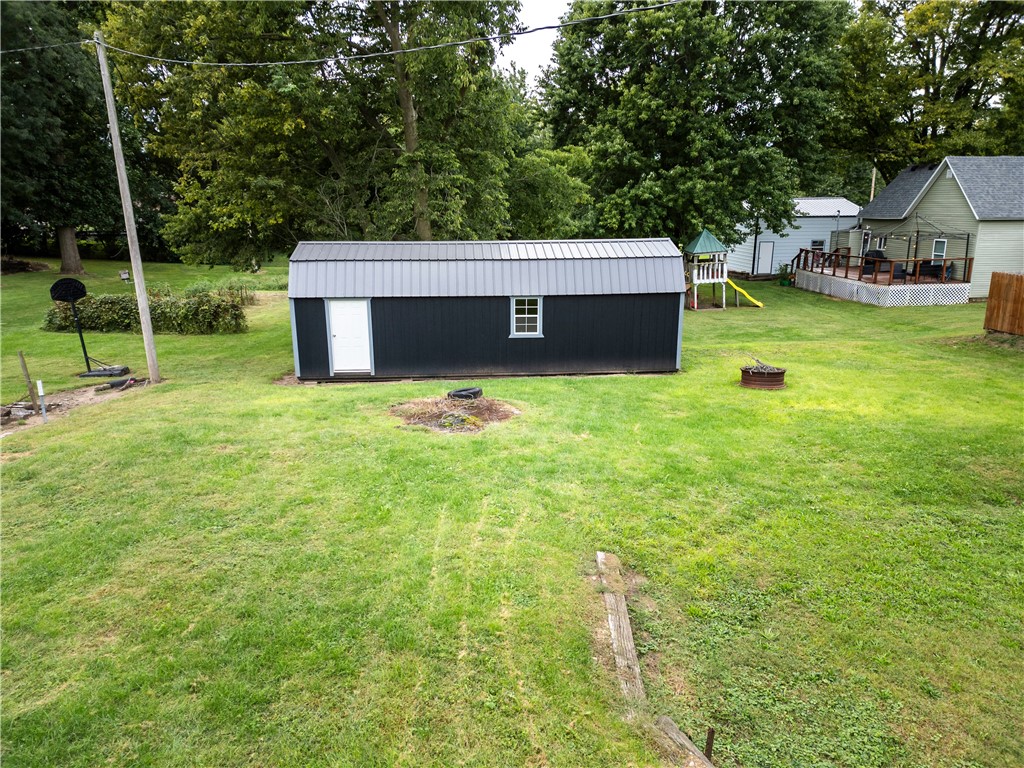 203 College Street Property Photo 28
