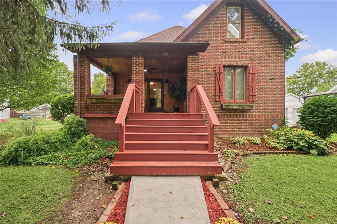 605 N Vermilion Avenue Property Photo 3