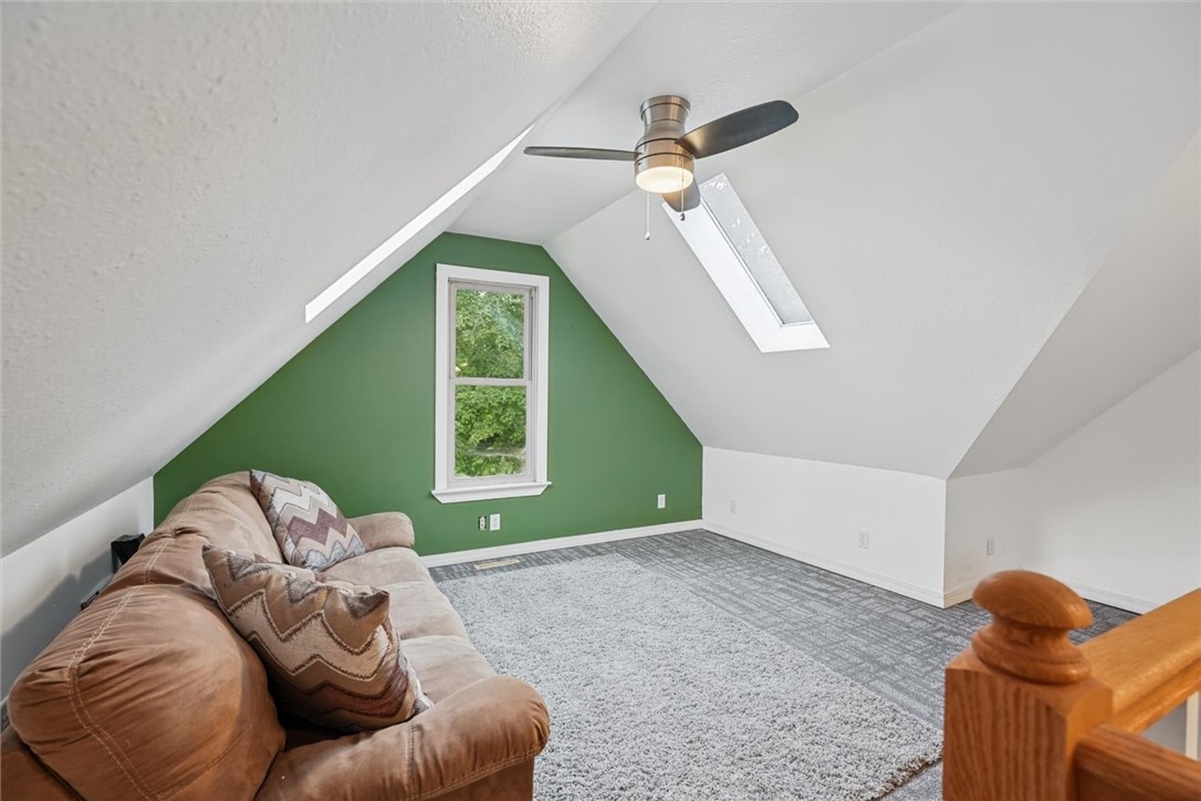 605 N Vermilion Avenue Property Photo 26