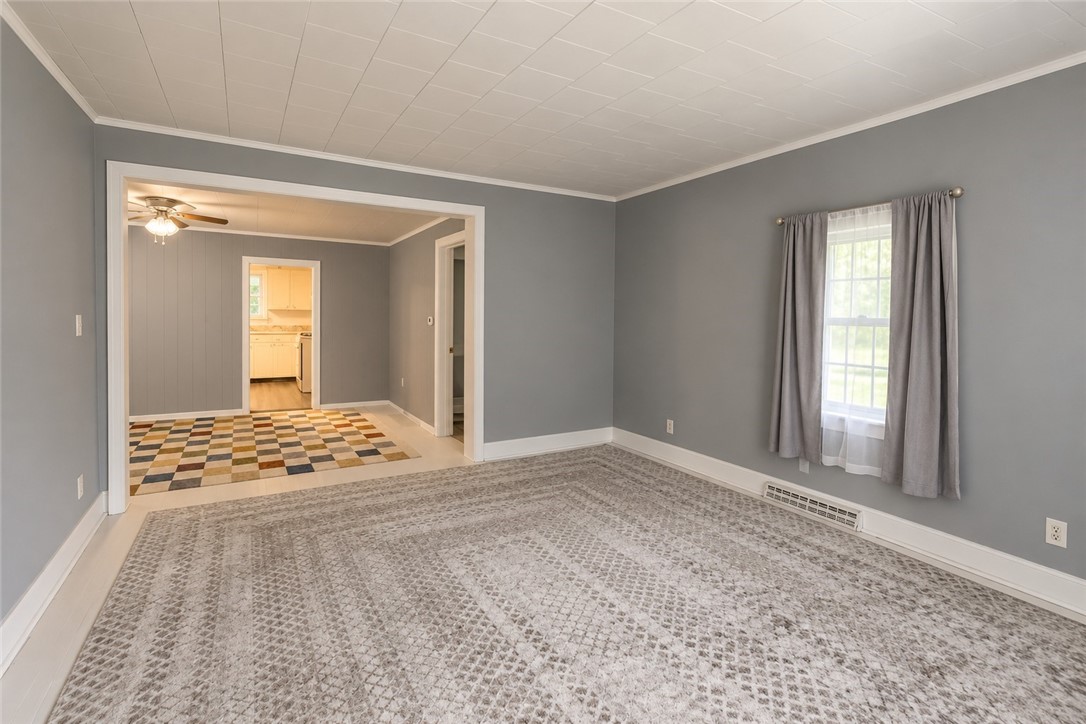 1031 1st Street Property Photo 3