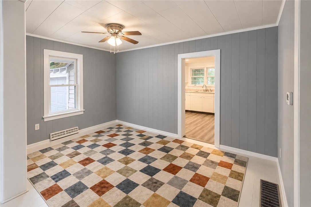 1031 1st Street Property Photo 4