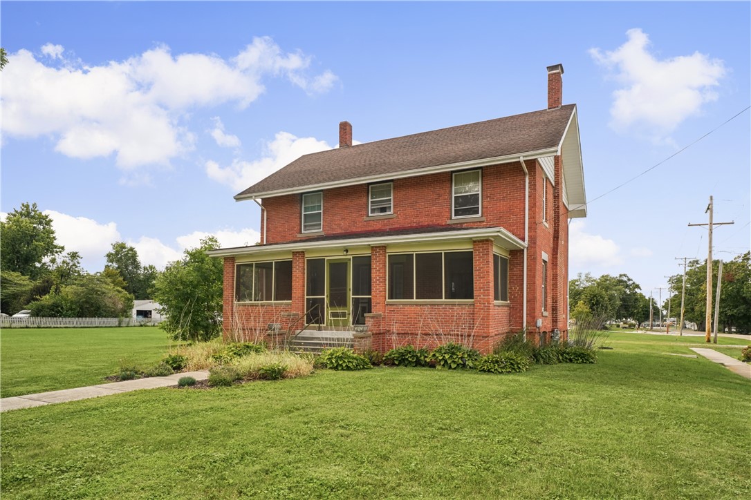 204 S Chicago Avenue Property Photo 1
