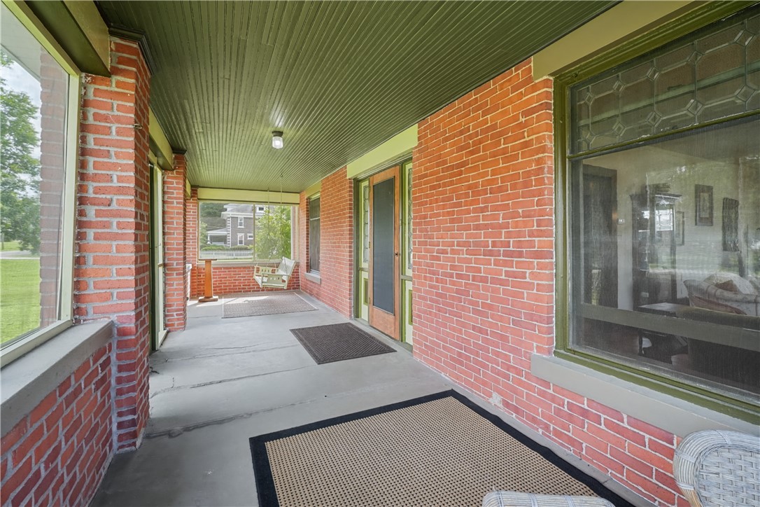204 S Chicago Avenue Property Photo 5