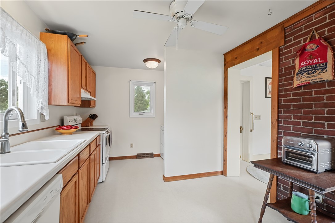 204 S Chicago Avenue Property Photo 22