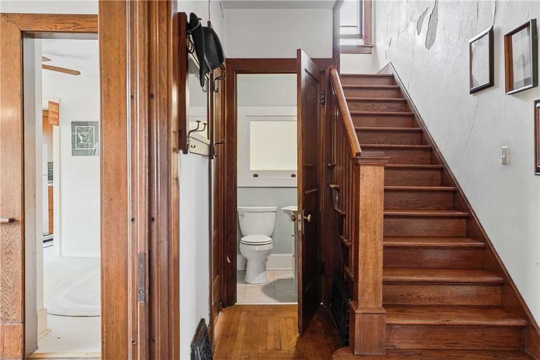 204 S Chicago Avenue Property Photo 26