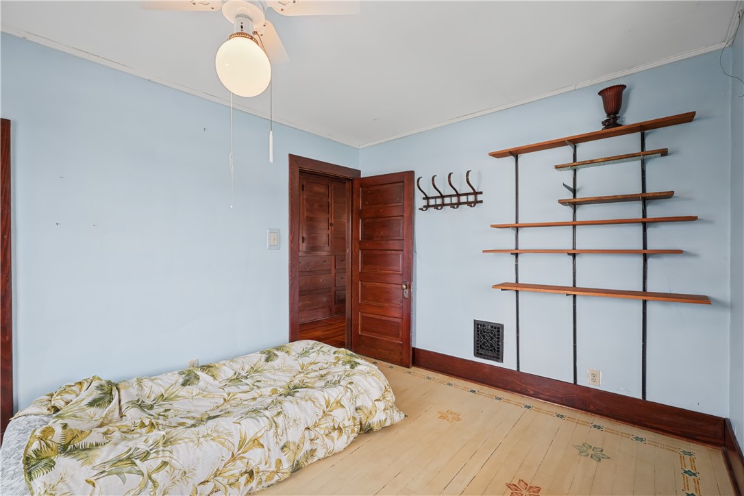 204 S Chicago Avenue Property Photo 33