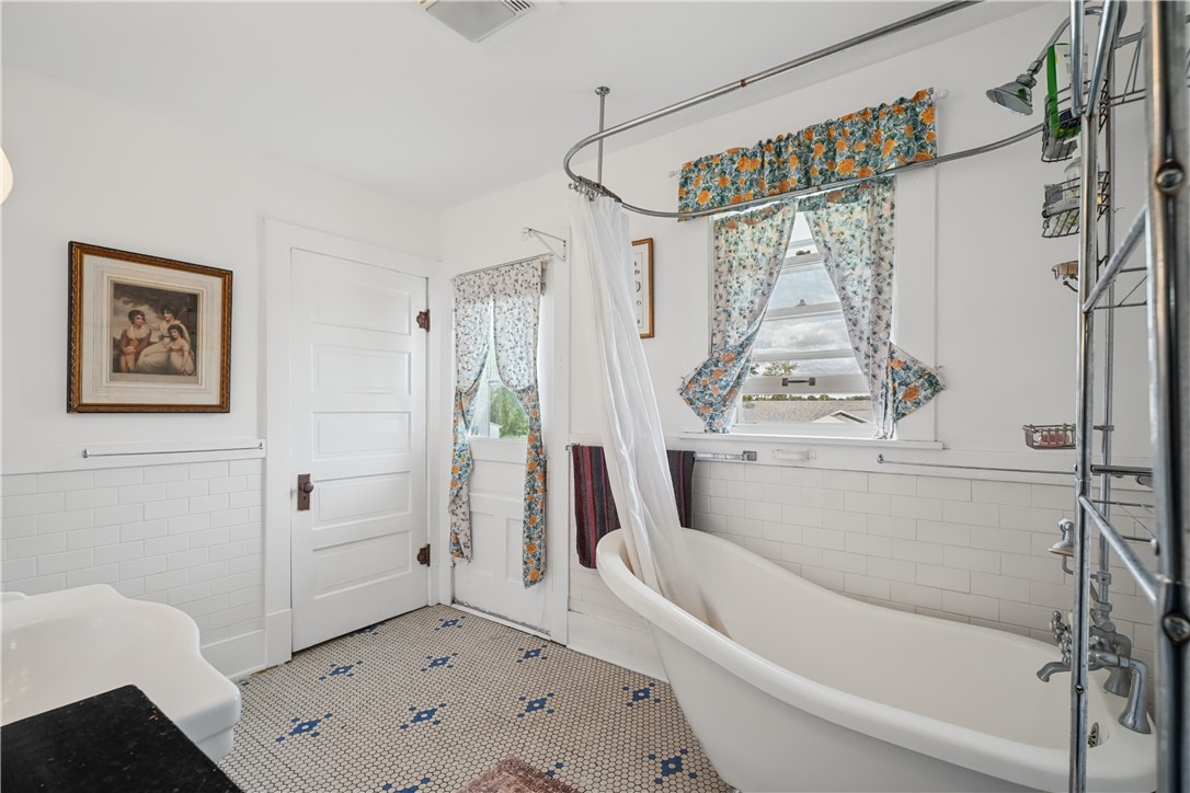204 S Chicago Avenue Property Photo 34