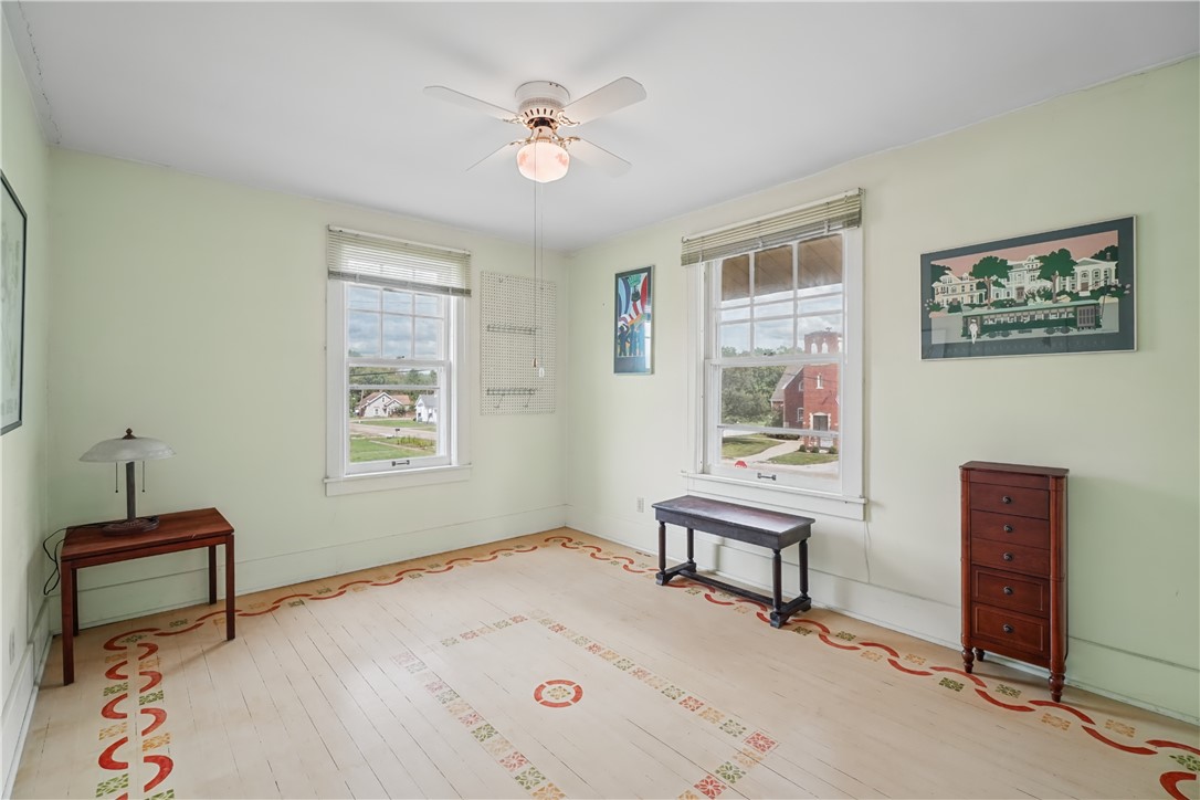 204 S Chicago Avenue Property Photo 36