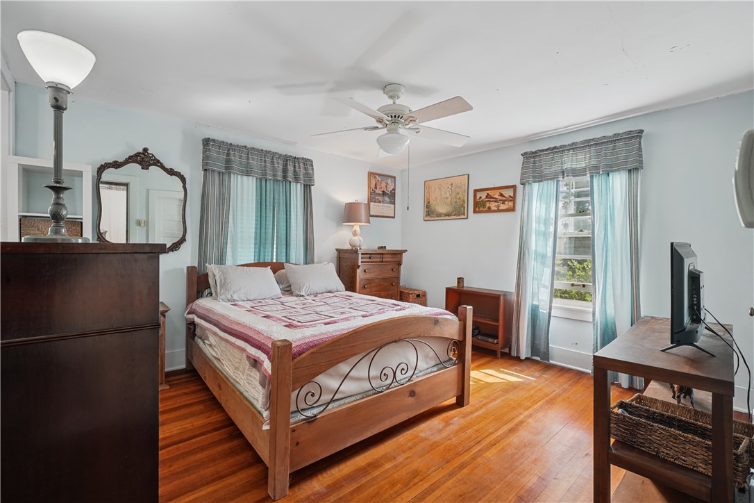 204 S Chicago Avenue Property Photo 38
