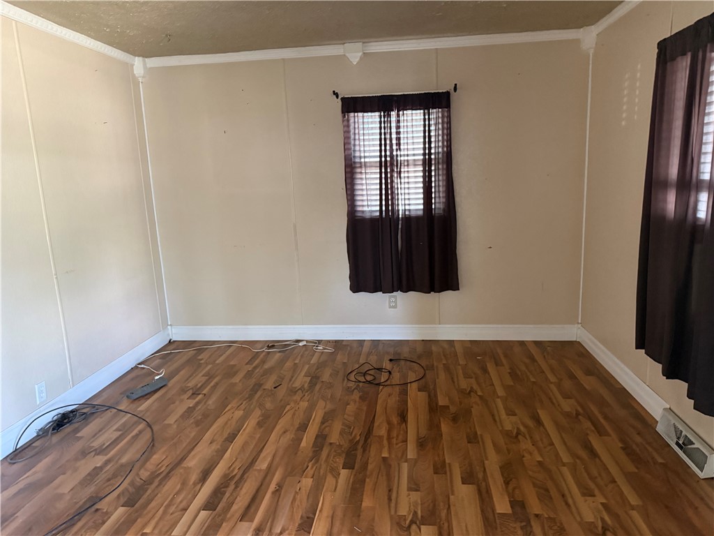 304 Buchanan Street Property Photo 4