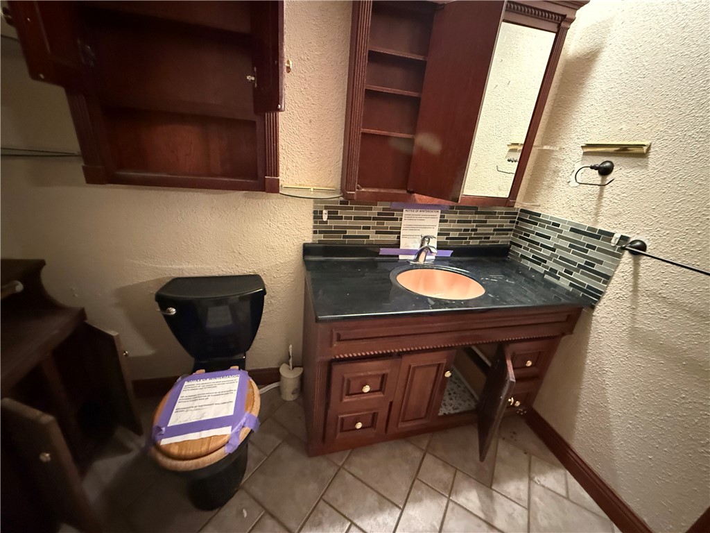 304 Buchanan Street Property Photo 14