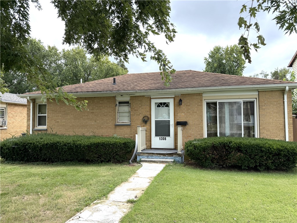 1308 E Williams Street Property Photo 1