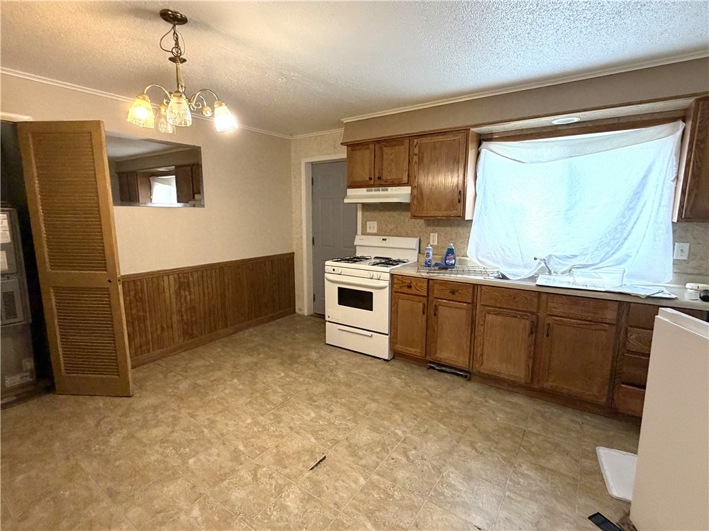 1308 E Williams Street Property Photo 3