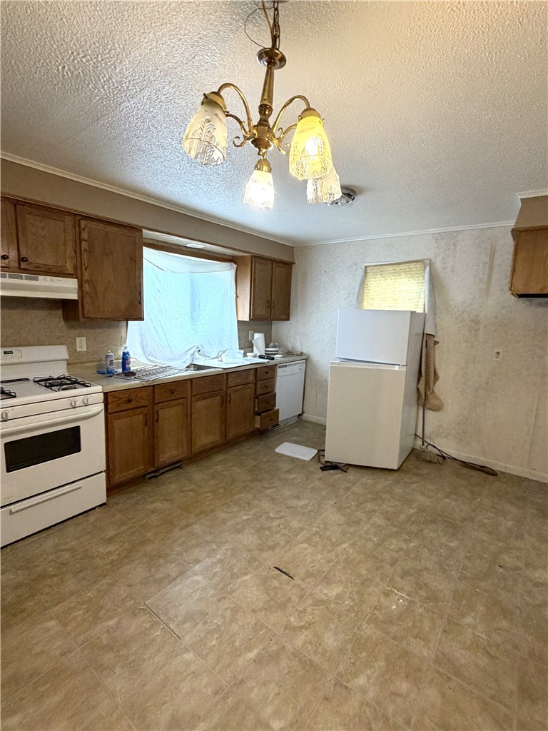 1308 E Williams Street Property Photo 5