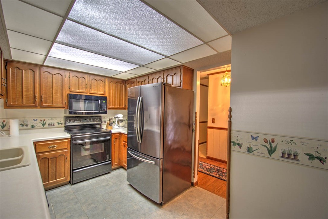 4674 Redbud Court Property Photo 16