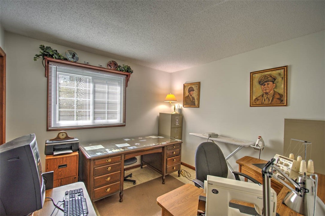 4674 Redbud Court Property Photo 20