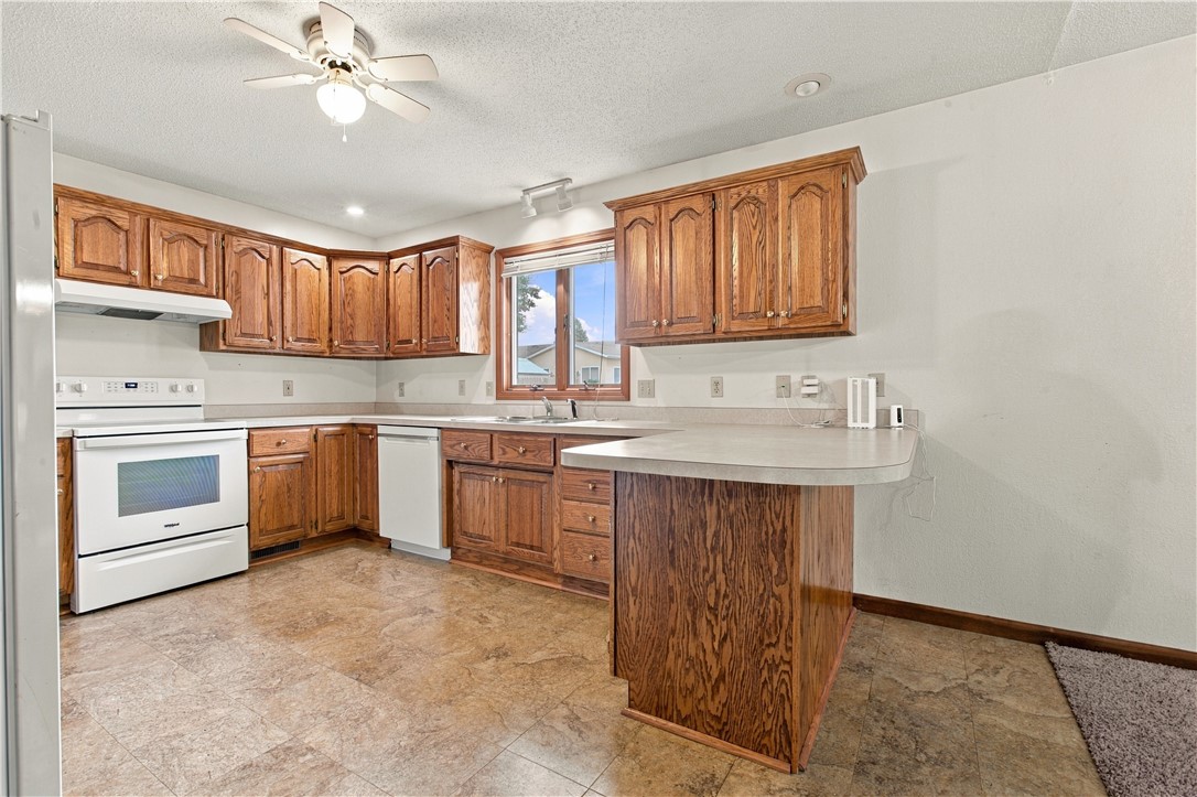 2110 Sycamore Street Property Photo 6