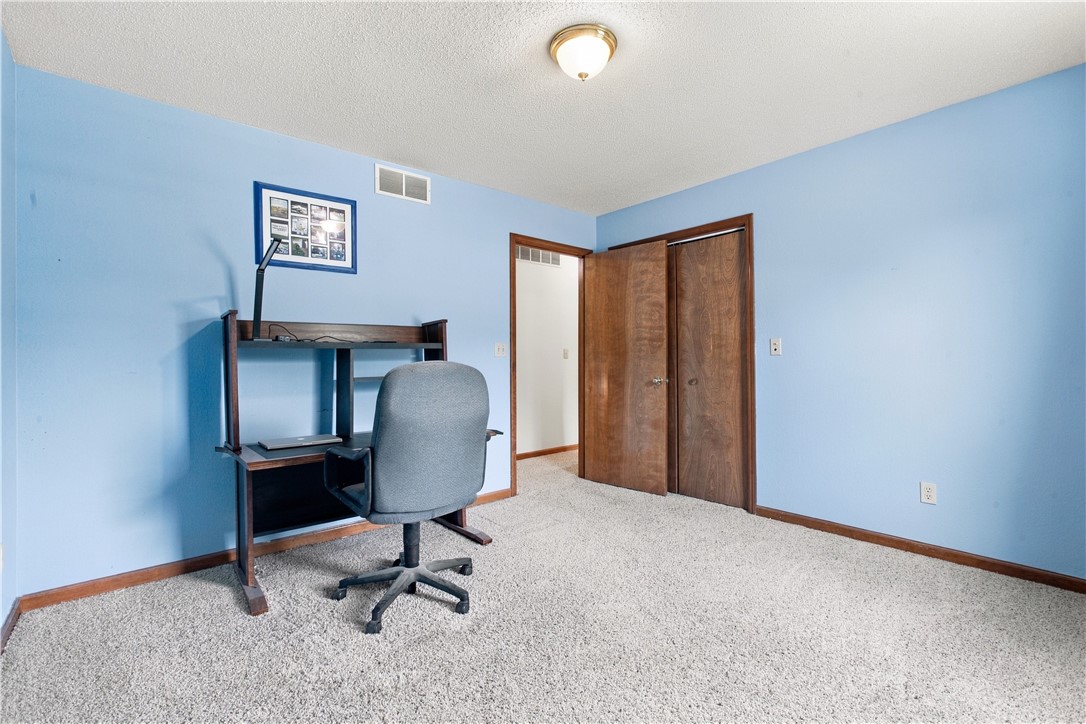 2110 Sycamore Street Property Photo 8