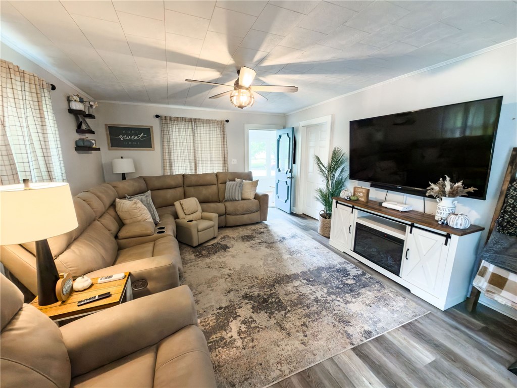 310 S Pike Street Property Photo 5