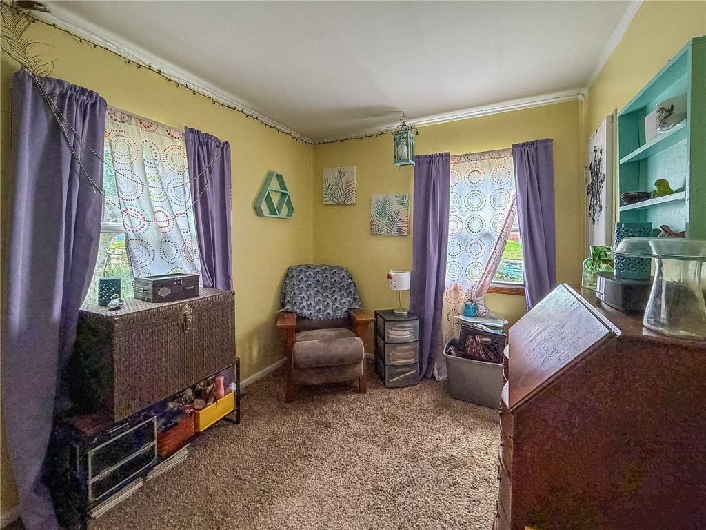301 Center Street Property Photo 10
