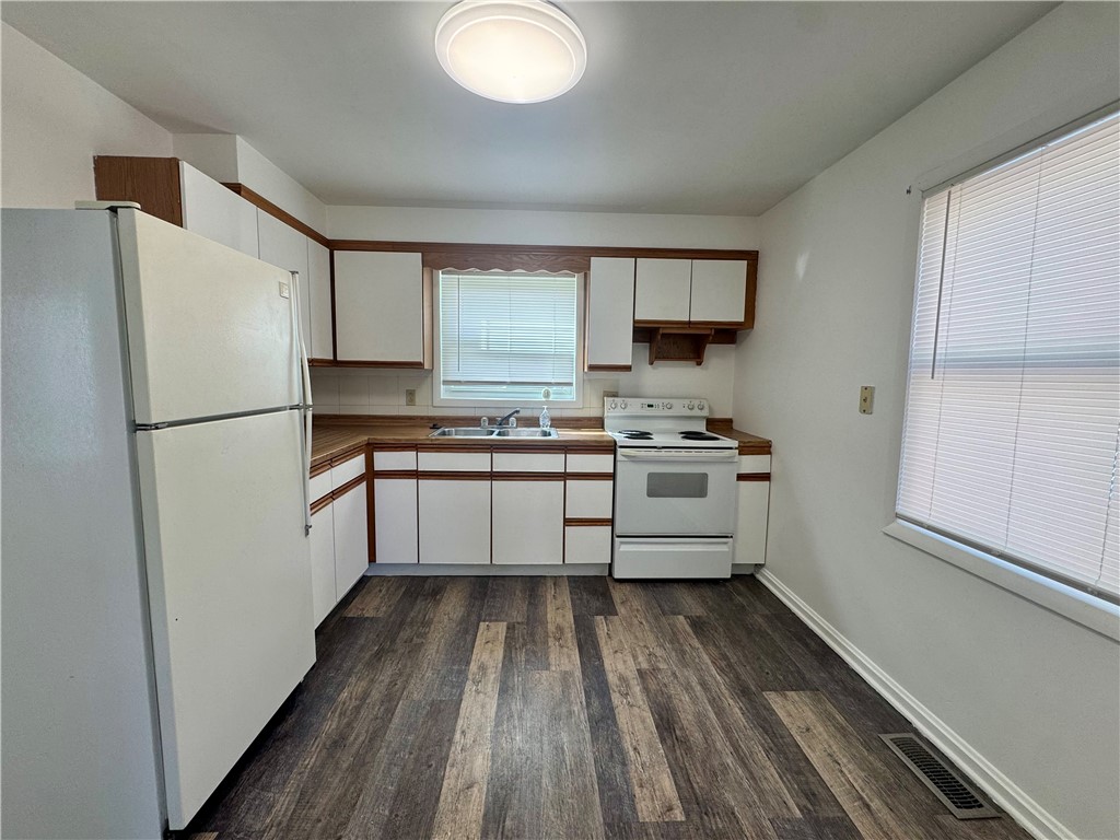 1208 S 14th Street Property Photo 3