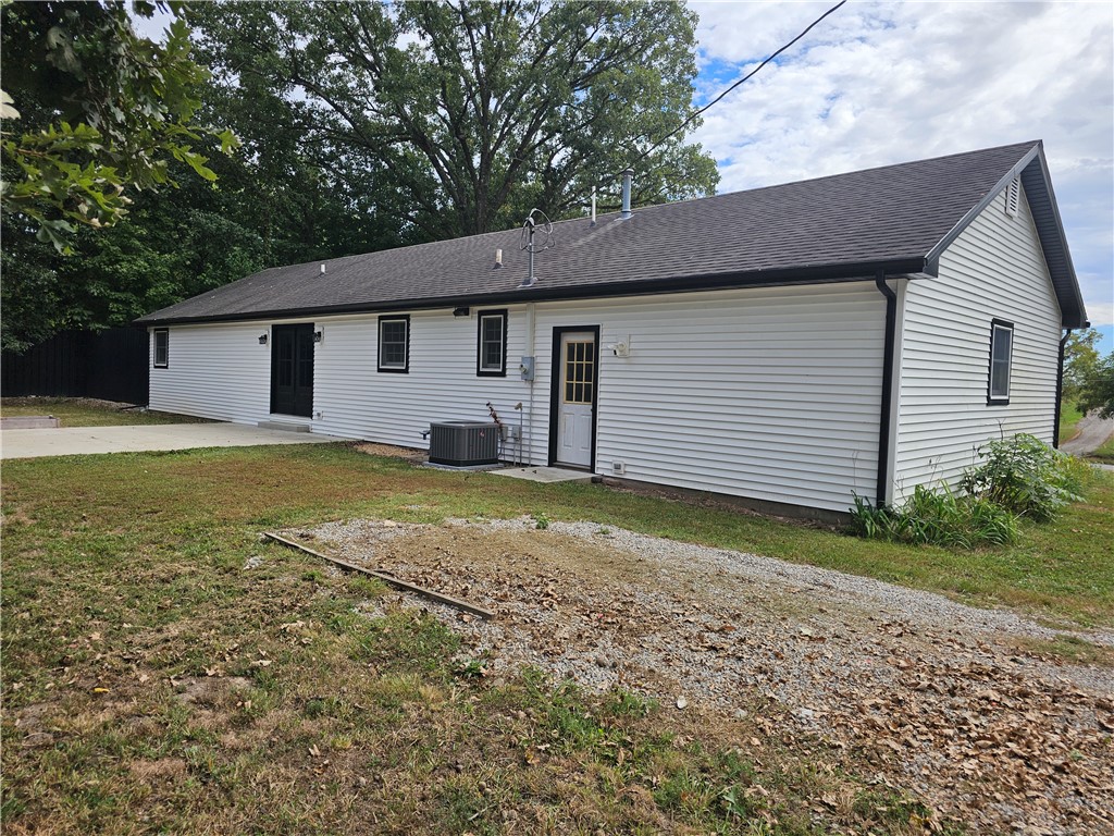 1097 County Road 700n Property Photo 31