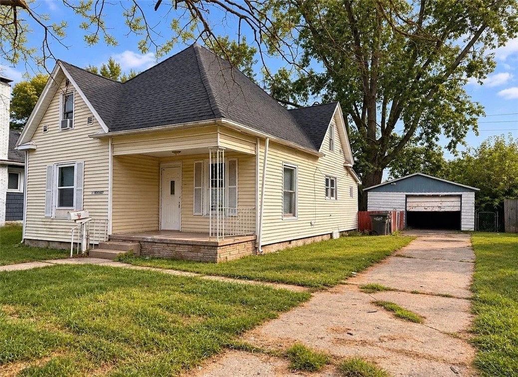 127 Kentucky Avenue Property Photo 3