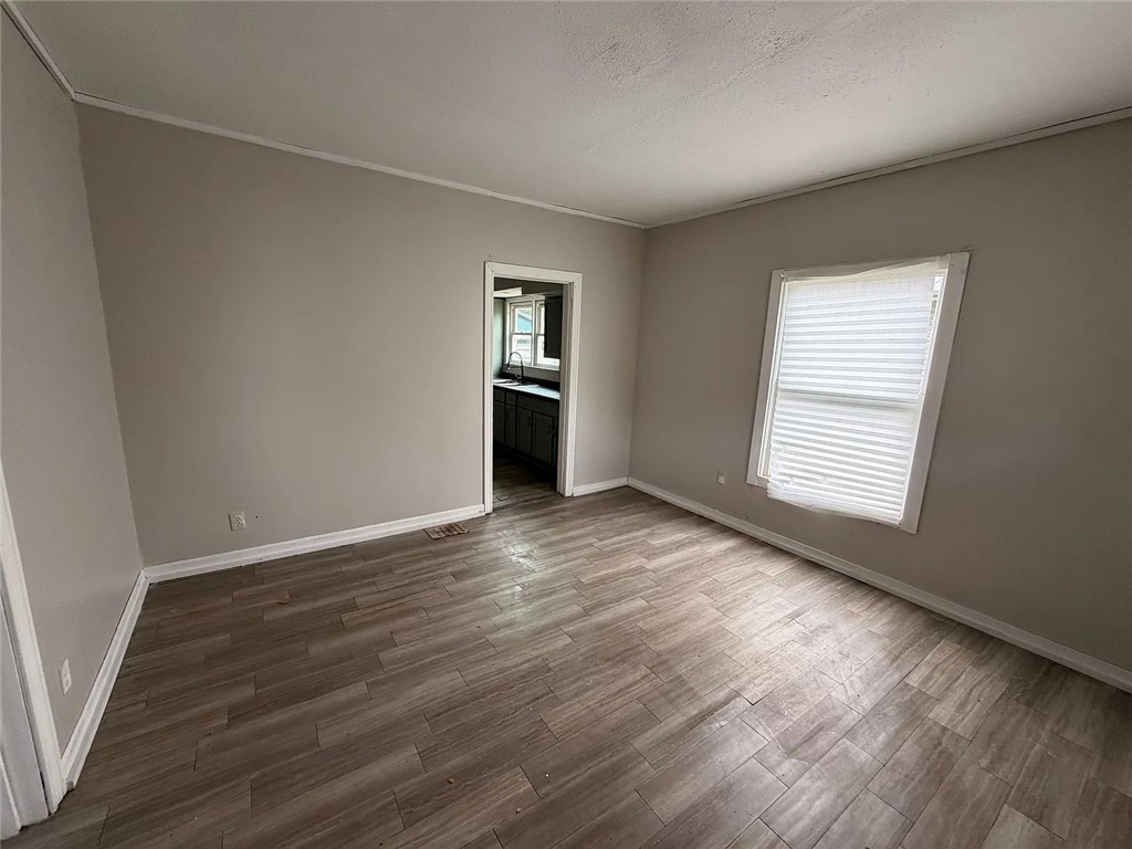 127 Kentucky Avenue Property Photo 8