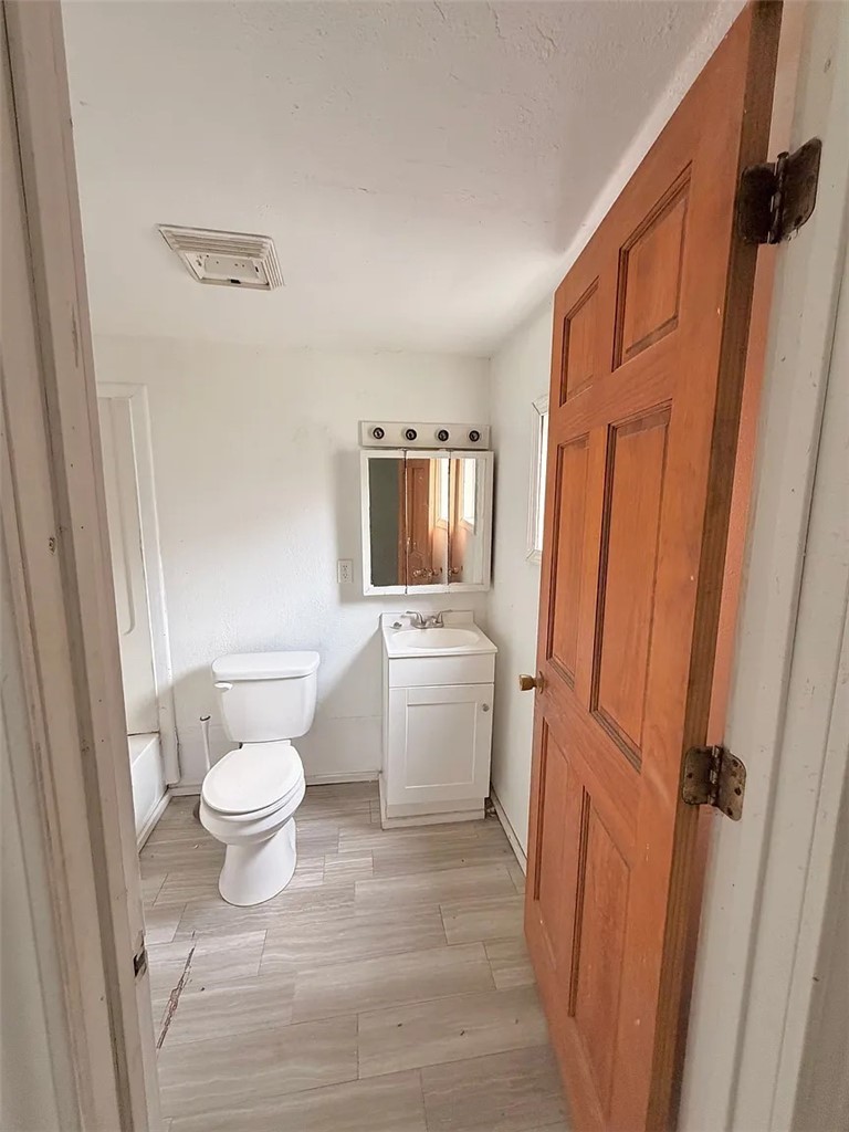127 Kentucky Avenue Property Photo 9