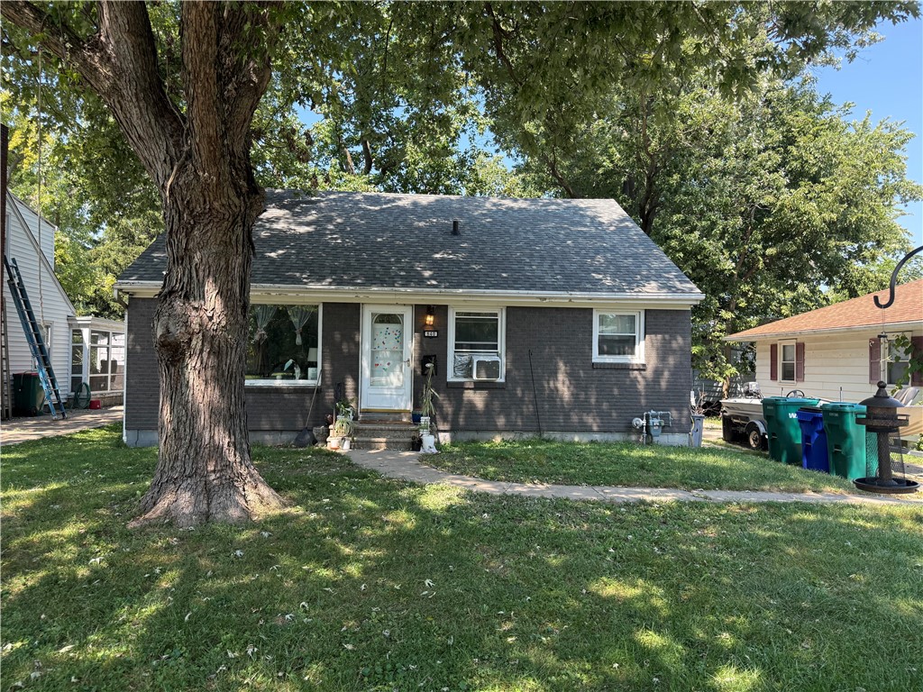 840 Hazel Avenue Property Photo 1