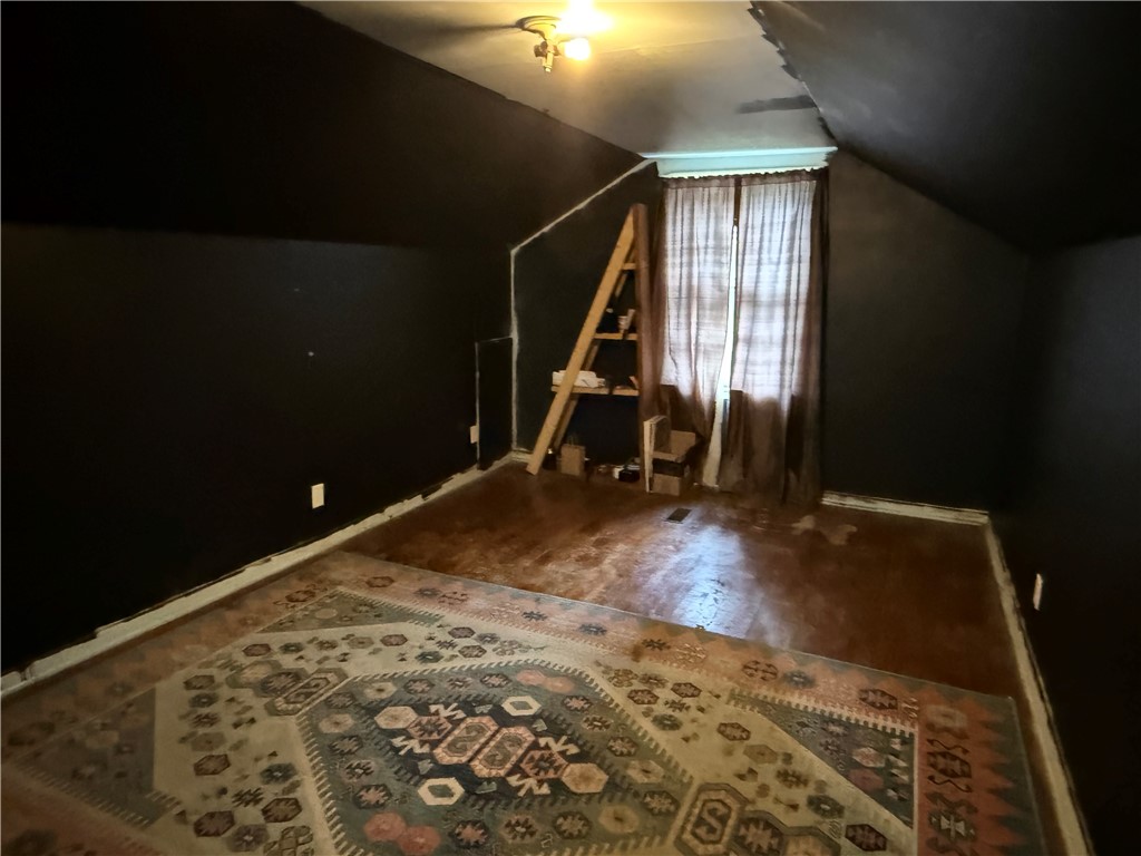 840 Hazel Avenue Property Photo 6