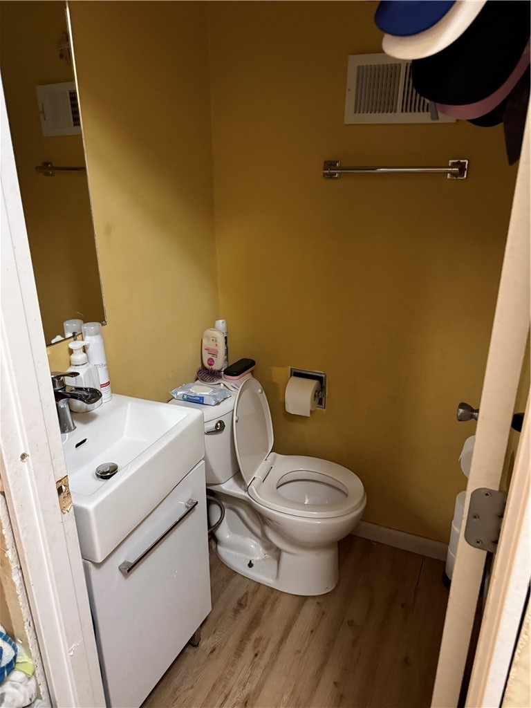 840 Hazel Avenue Property Photo 9