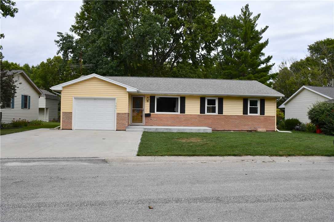 704 Sunshine Drive Property Photo 1