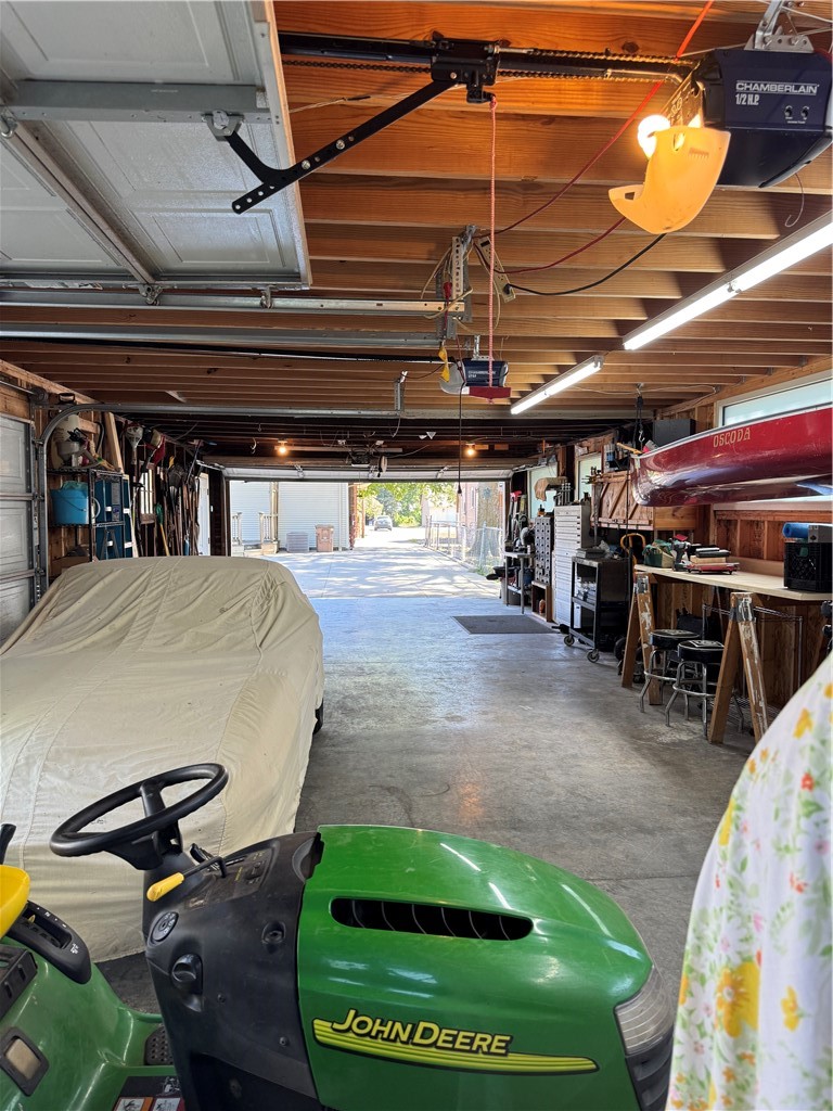 607 Kitchell Street Property Photo 20
