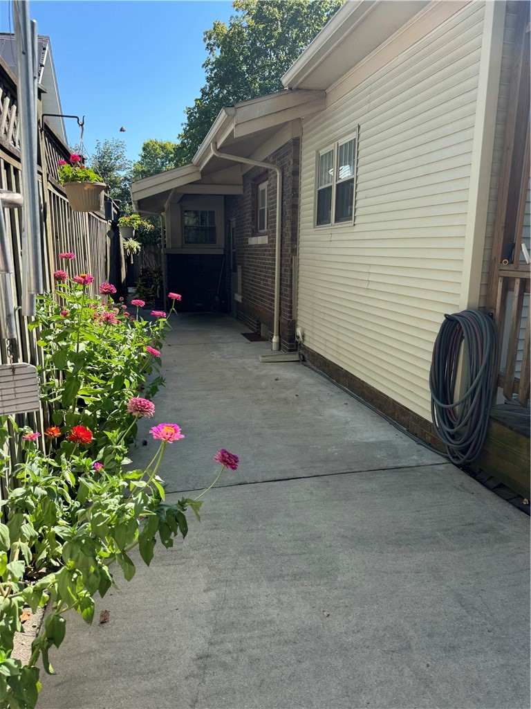607 Kitchell Street Property Photo 23