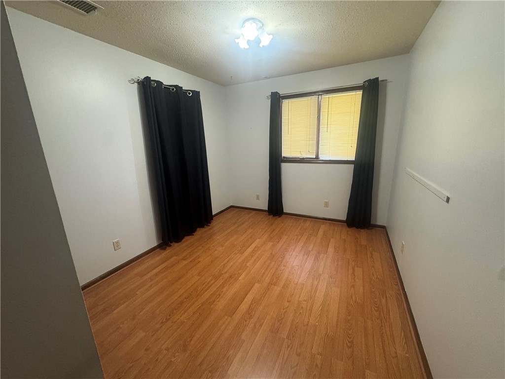 112 Wayne Drive Property Photo 7