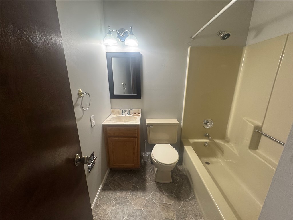 112 Wayne Drive Property Photo 10