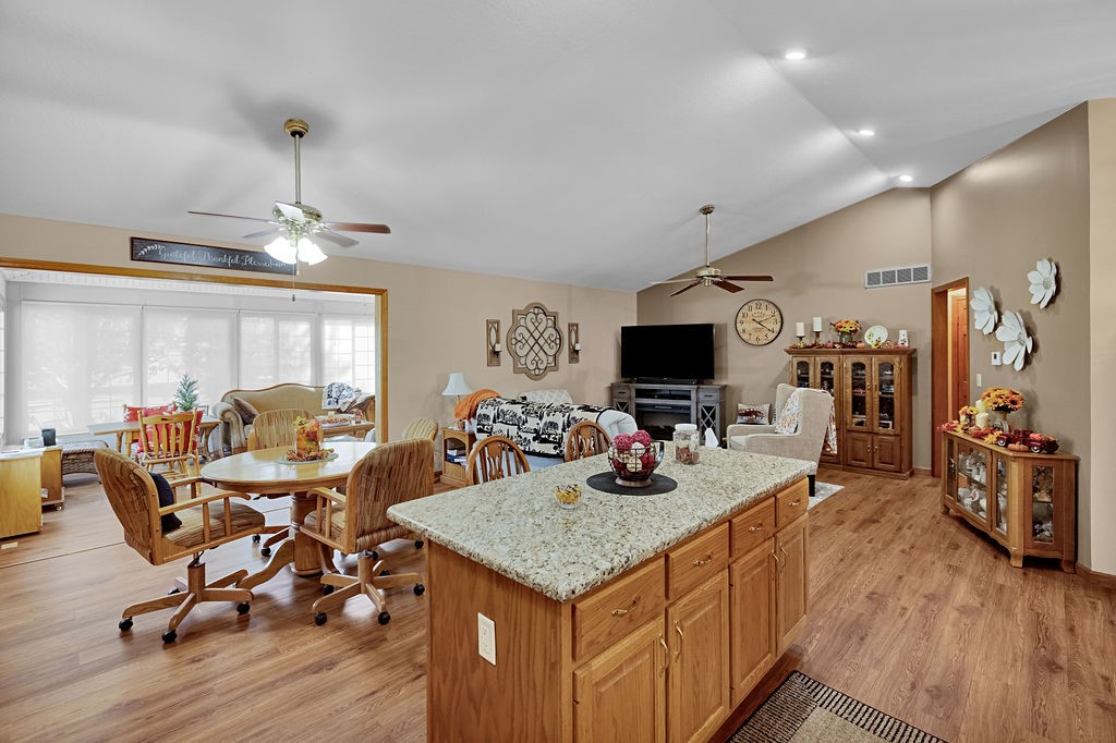 19 Mockernut Street Property Photo 11