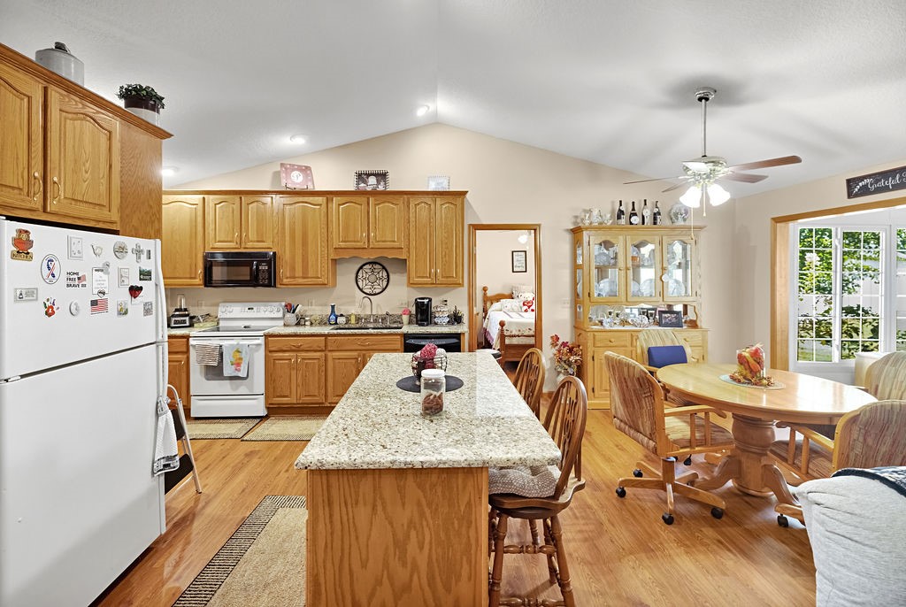 19 Mockernut Street Property Photo 13
