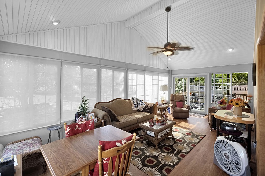 19 Mockernut Street Property Photo 18
