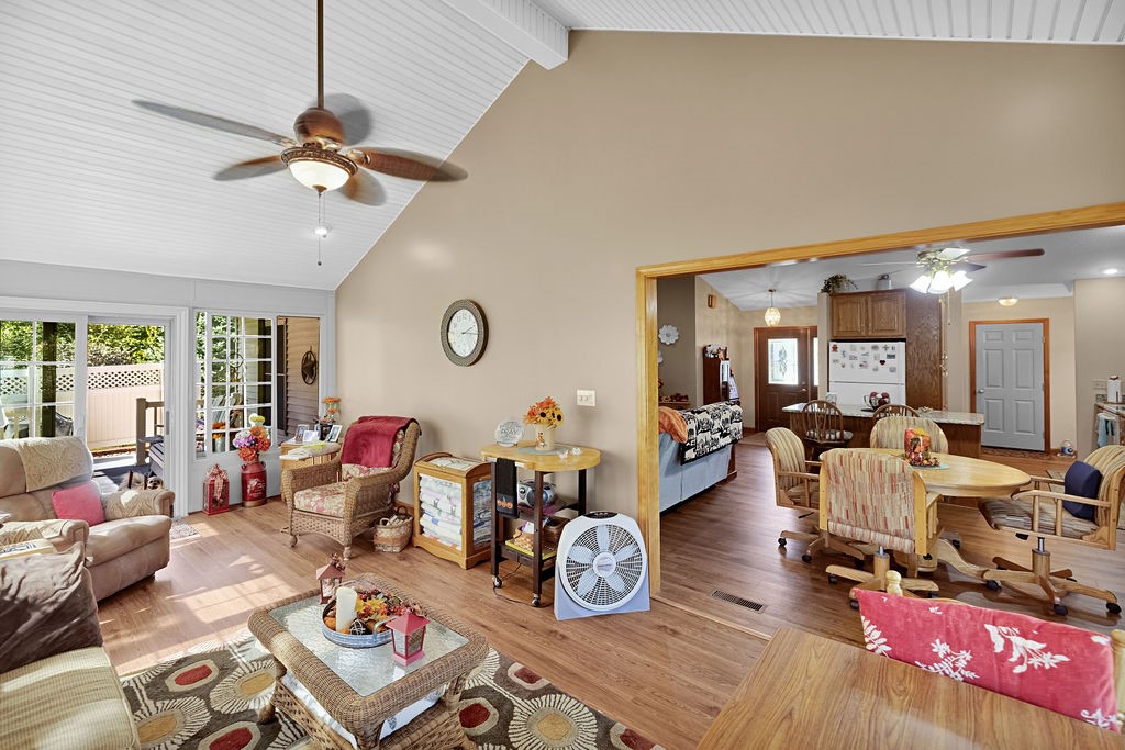 19 Mockernut Street Property Photo 19