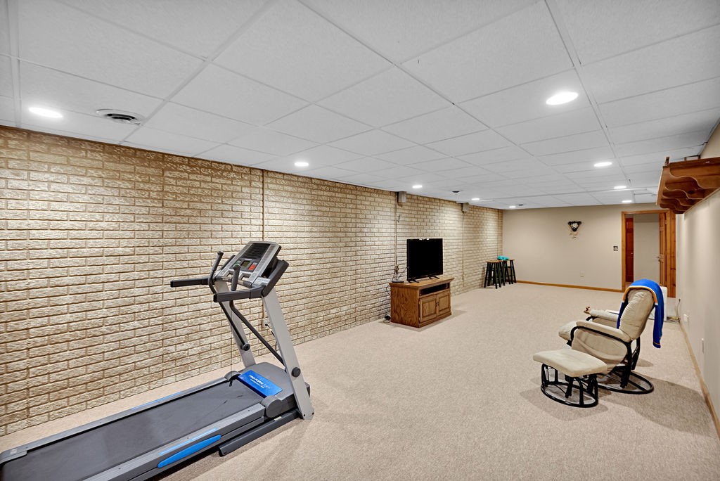 19 Mockernut Street Property Photo 29