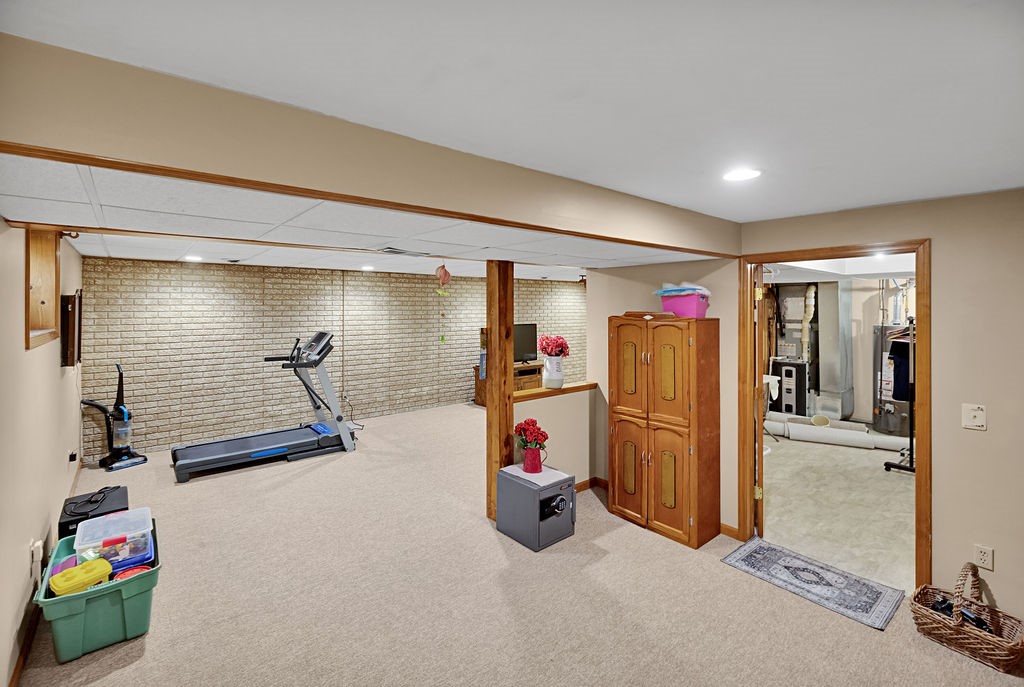 19 Mockernut Street Property Photo 30